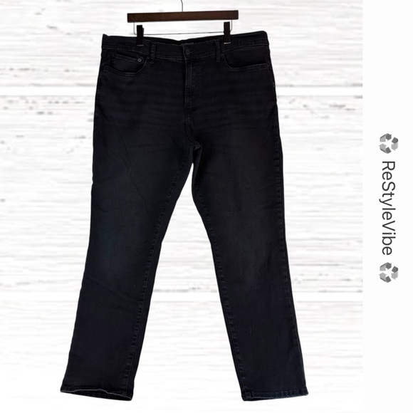 LUCKY BRAND Men’s Size 40x32 Denim Jeans 410 Athletic Fit Black Wash Stretch - Picture 1 of 14